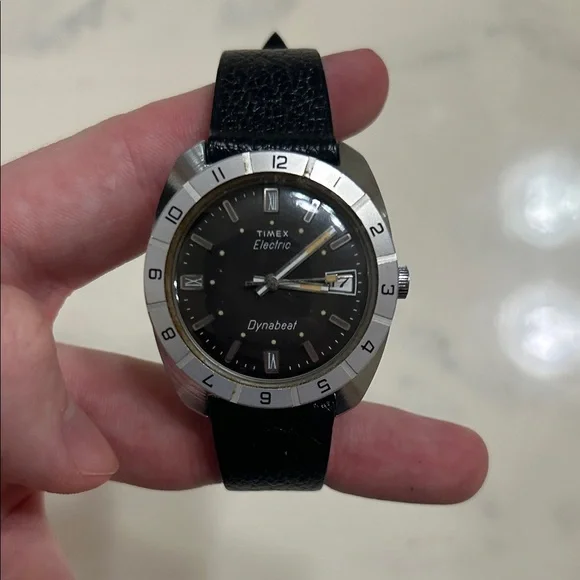 Vintage 1970’s Timex Electric Dynabeat Black and Silver Watch - Picture 1 of 11